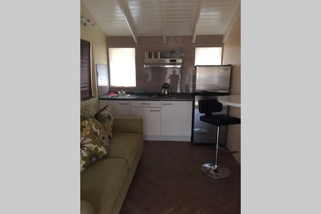 Cozy Studio With Private Spa Oranjestad 0*,