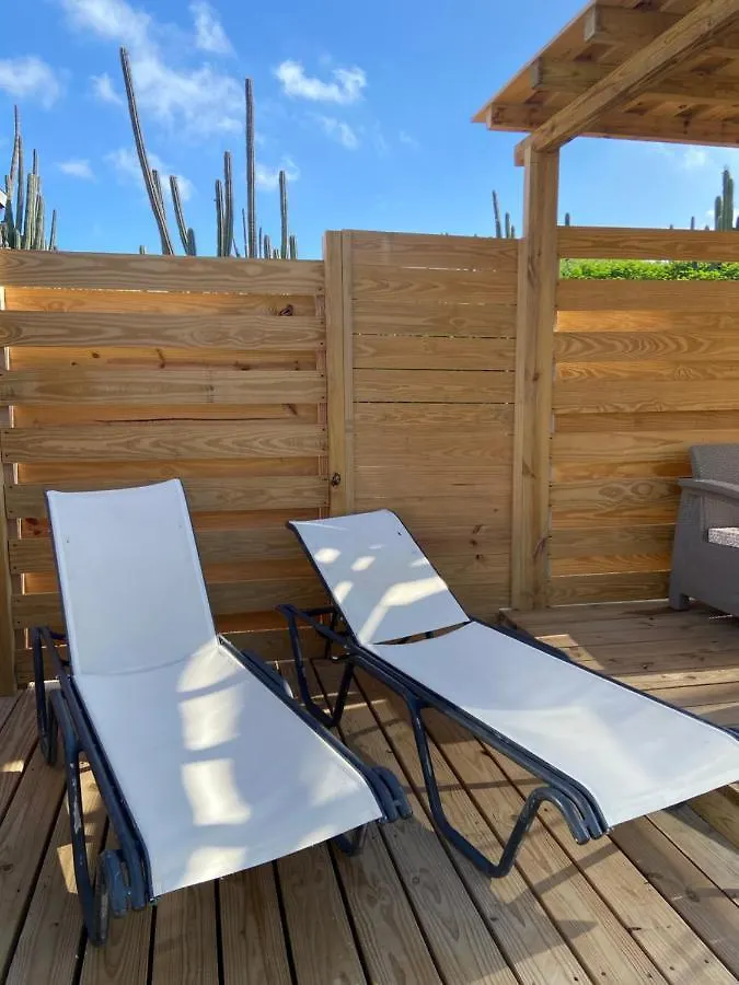 Cozy Studio With Private Spa Oranjestad